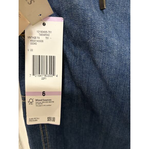 Jones New York Denim Mini Skirt Zipper Pockets Size 6 - Picture 3 of 3